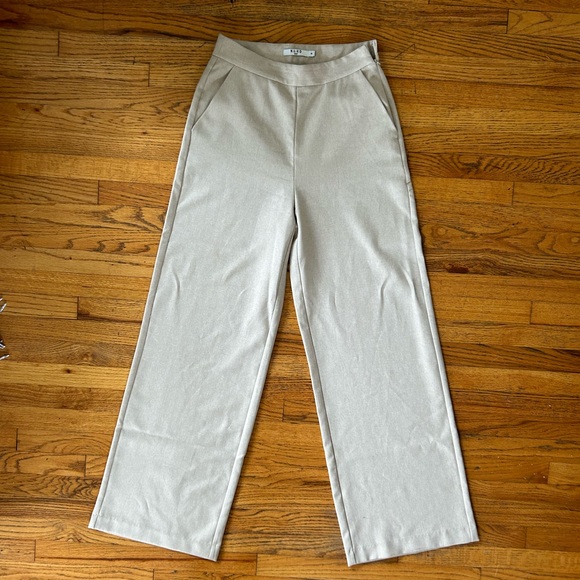 Wide Leg, High Waist Trousers - Picture 2 of 7